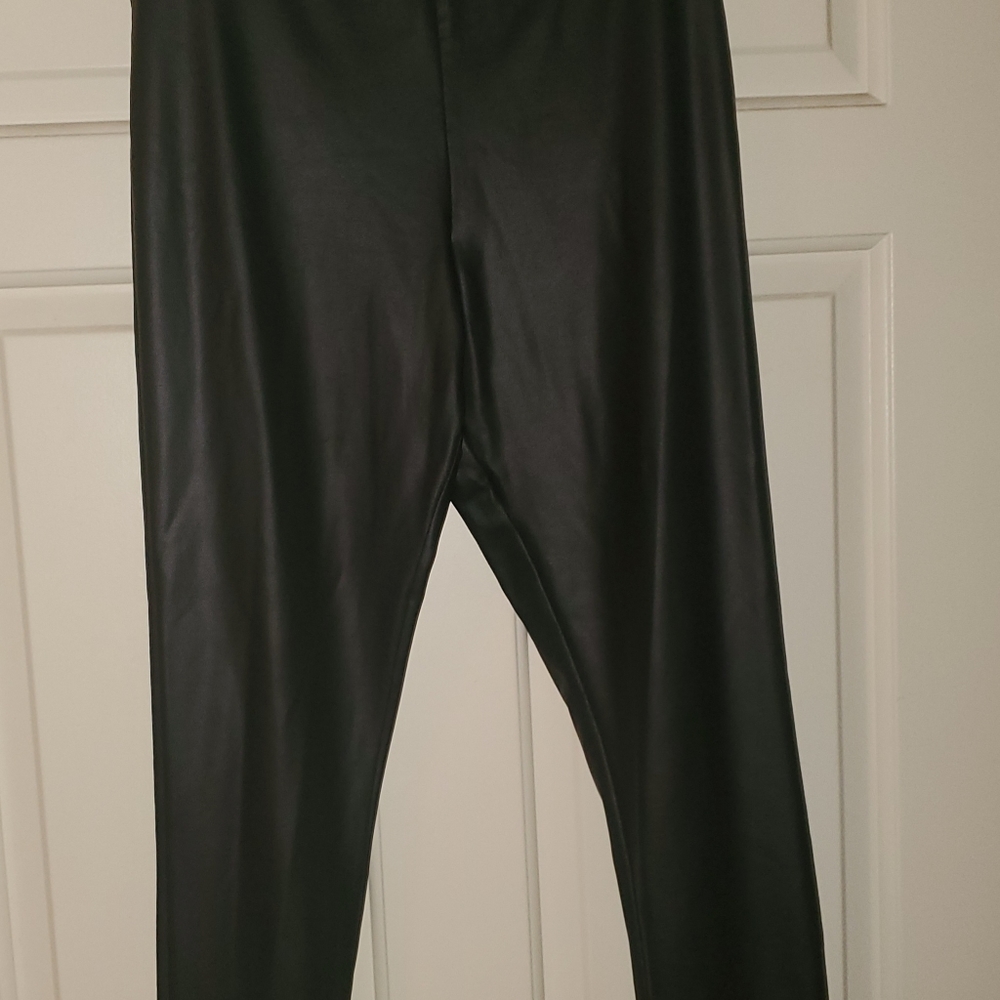 Pants - Picture 6 of 7